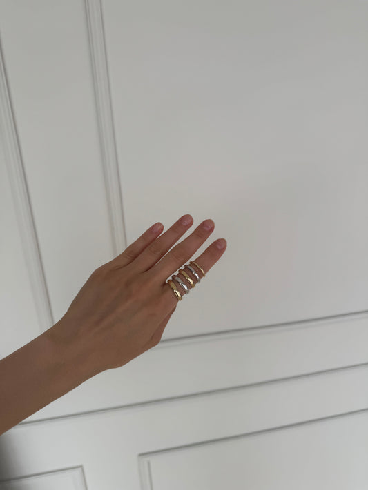 Round wedding band 2 mm